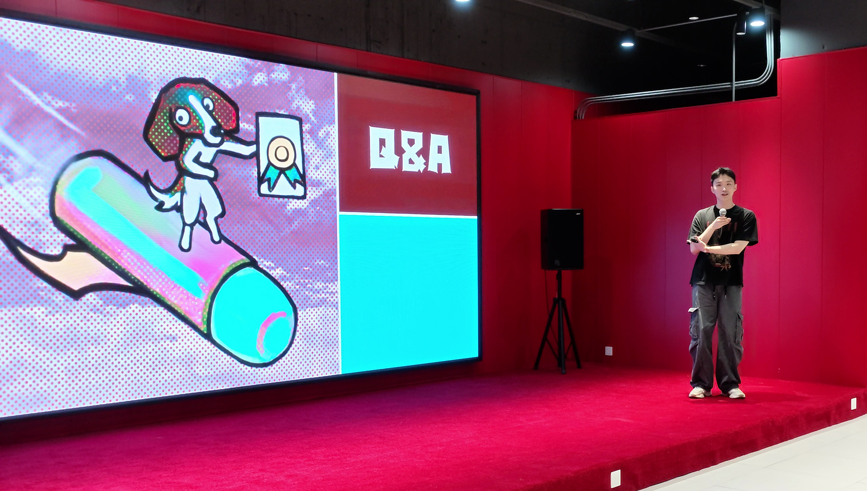 Mu presenting a game-development project